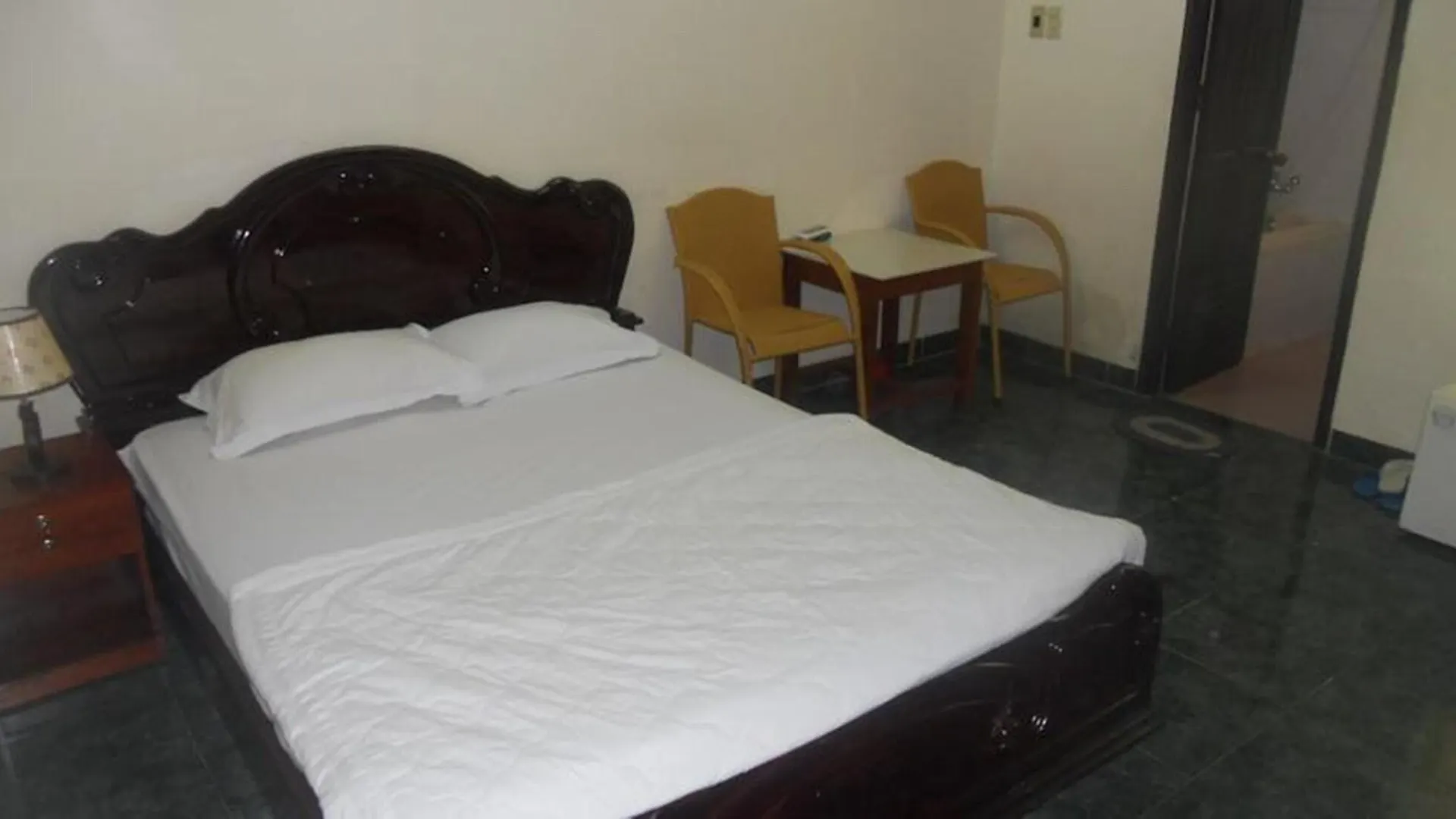 Hoa Thinh Hotel Ciudad Ho Chi Minh  0*, Ciudad Ho Chi Minh (Saigón)