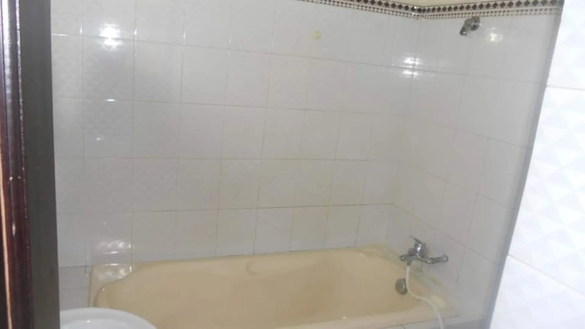 Hoa Thinh Hotel Ho Chi Minh City Vietnam
